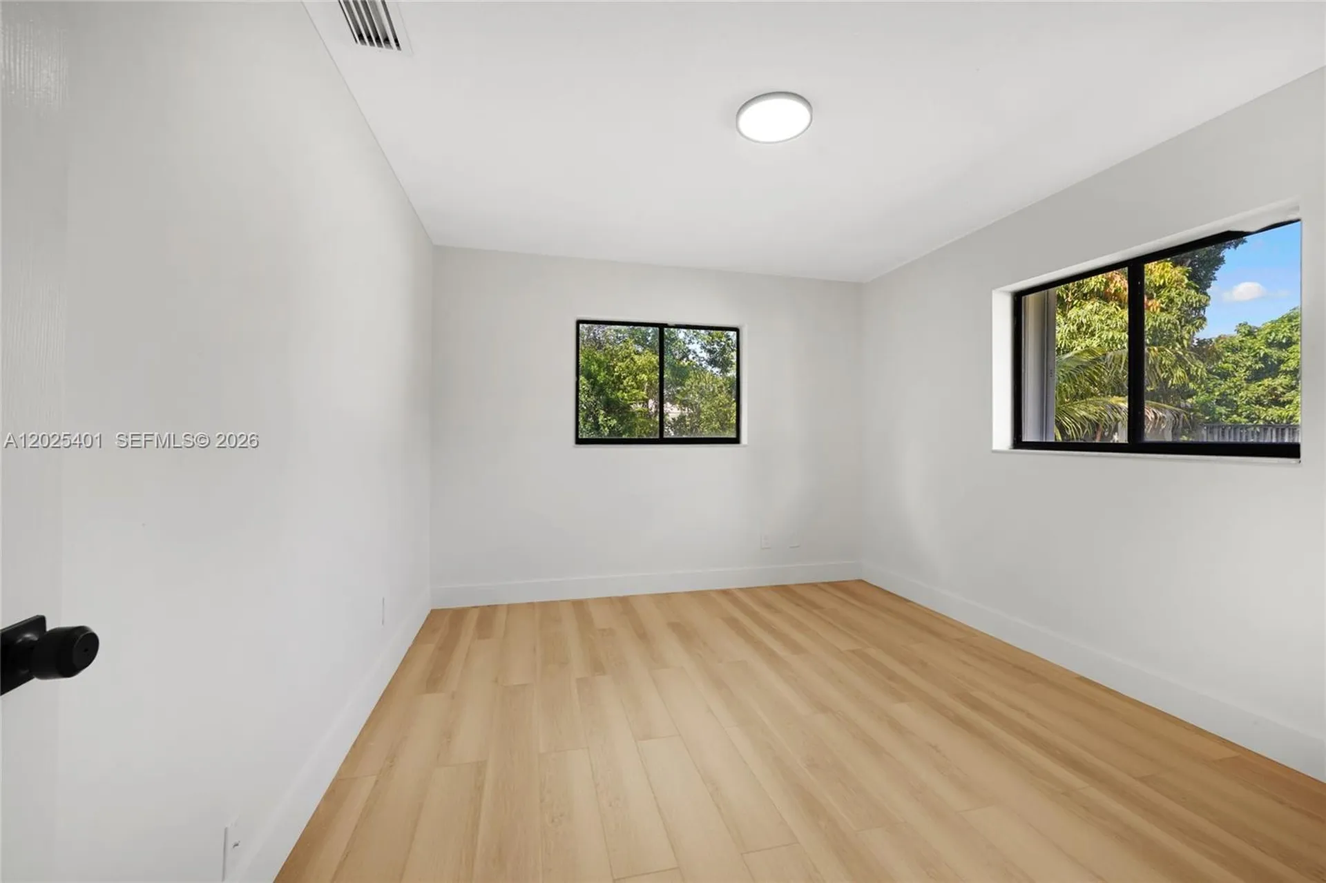 8475 NW 2nd Manor Coral Springs FL 33071