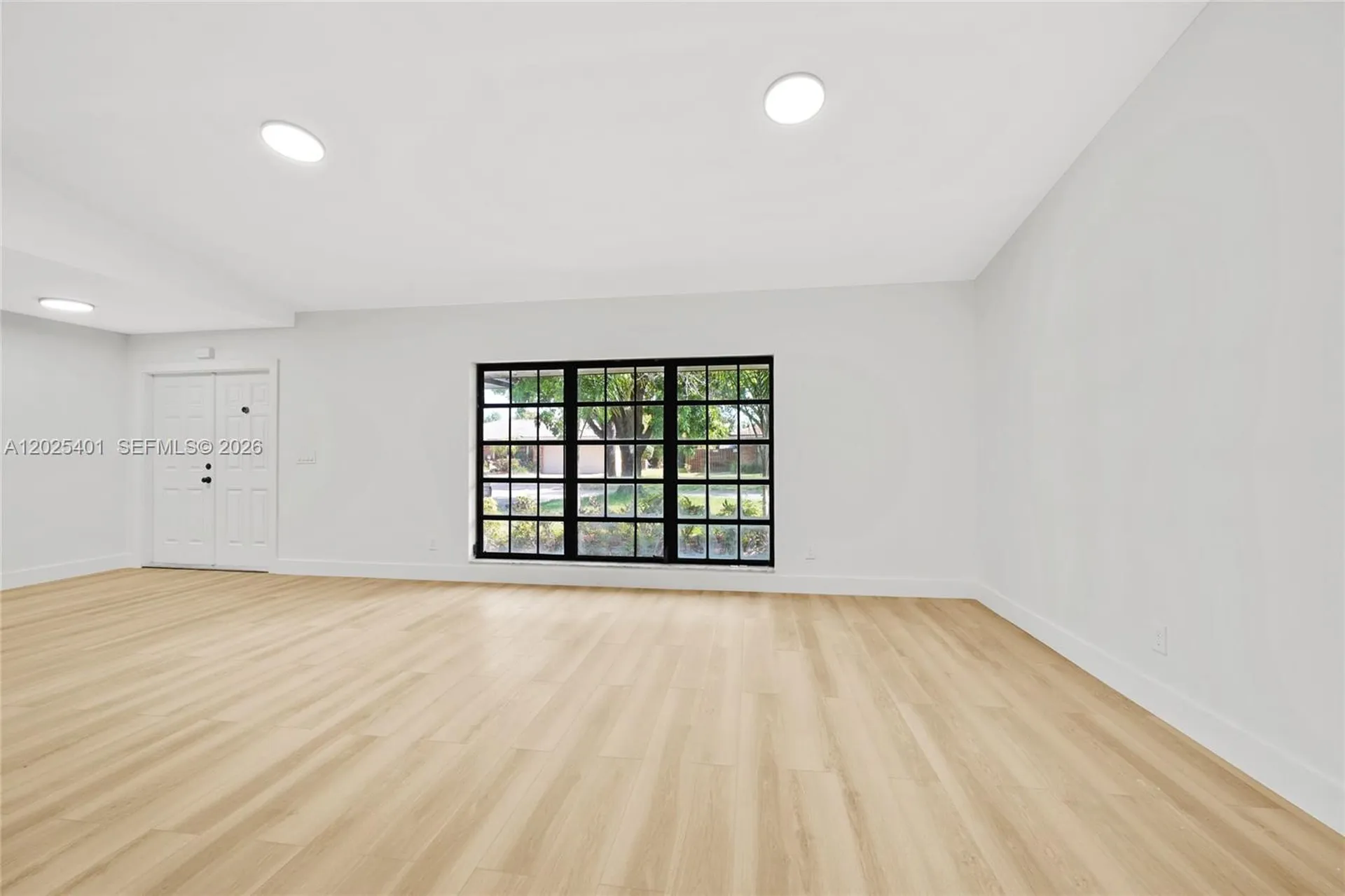 8475 NW 2nd Manor Coral Springs FL 33071