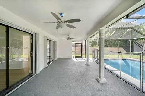 8475 NW 2nd Manor Coral Springs FL 33071