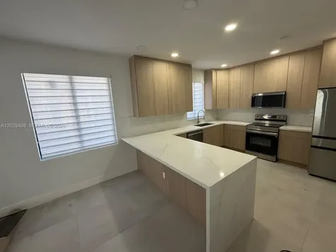 1703 SW 16th Miami FL 33145