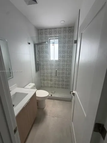 1703 SW 16th Miami FL 33145