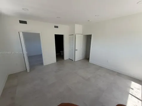 1703 SW 16th Miami FL 33145