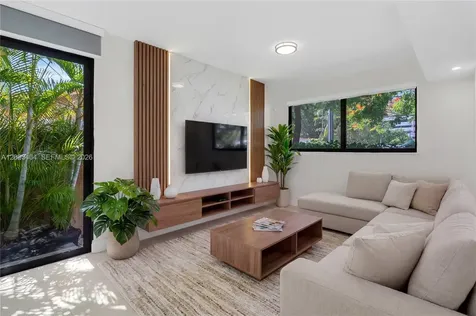 2841 SW 27th Street Miami FL 33133