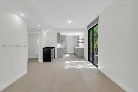 2841 SW 27th Street Miami FL 33133