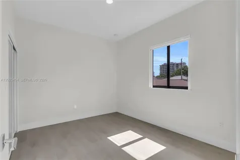 2841 SW 27th Street Miami FL 33133
