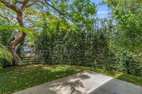 2841 SW 27th Street Miami FL 33133