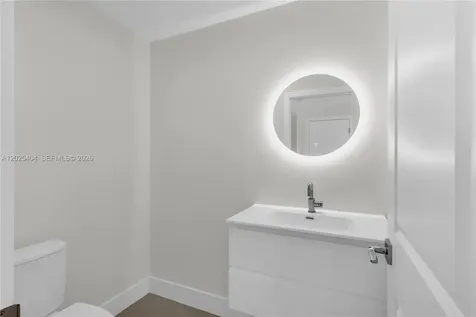 2841 SW 27th Street Miami FL 33133