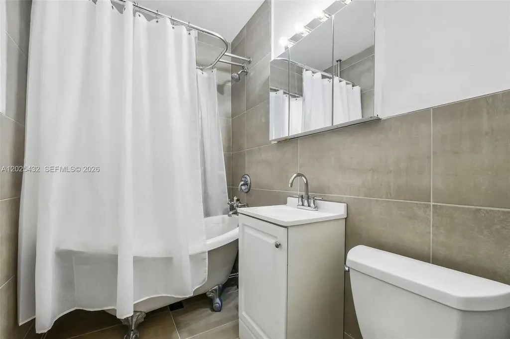 1224 N 26th Avenue Hollywood FL 33020