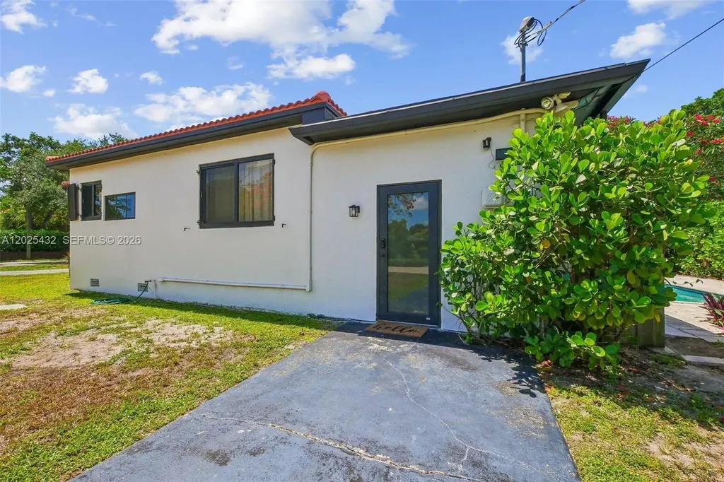 1224 N 26th Avenue Hollywood FL 33020
