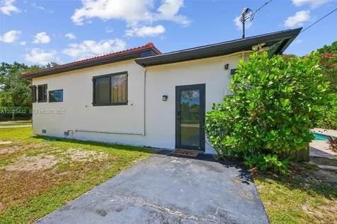 1224 N 26th Avenue Hollywood FL 33020
