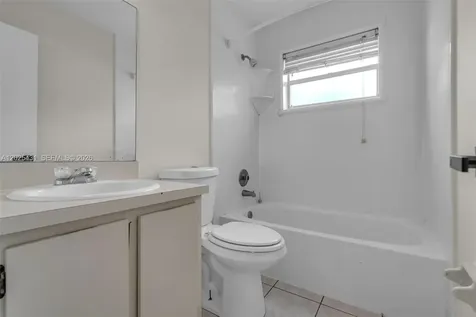 841 NE 207th Lane Miami FL 33179