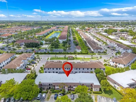 841 NE 207th Lane Miami FL 33179