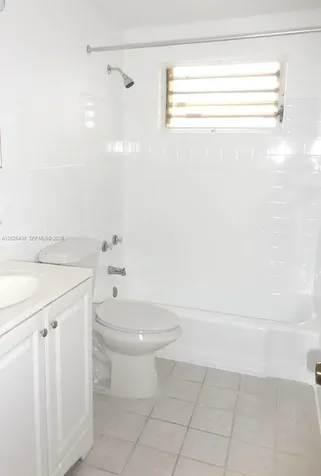 8040 Tatum Waterway Drive Miami Beach FL 33141