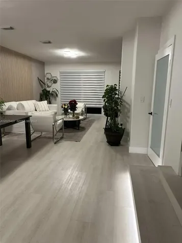 8135 NW 108th Avenue Doral FL 33178