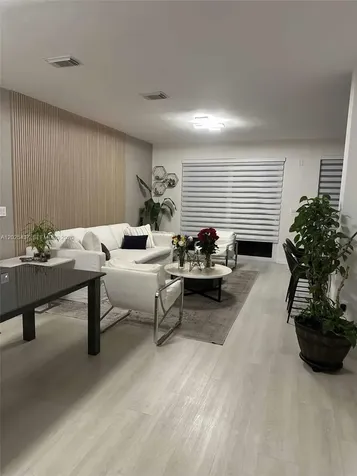 8135 NW 108th Avenue Doral FL 33178