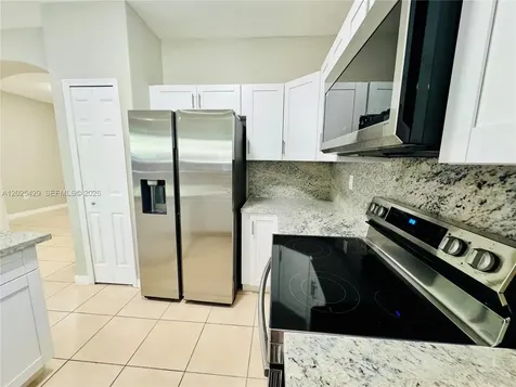 1592 SE 27th Court Homestead FL 33035