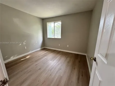 1592 SE 27th Court Homestead FL 33035