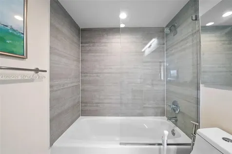 20505 E Country Club Drive Aventura FL 33180