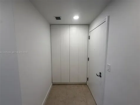 1050 SE Brickell Avenue Miami FL 33131