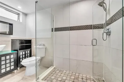 10004 E Bay Harbor Drive Bay Harbor Islands FL 33154