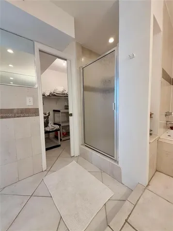2750 NE 183rd Street Aventura FL 33160