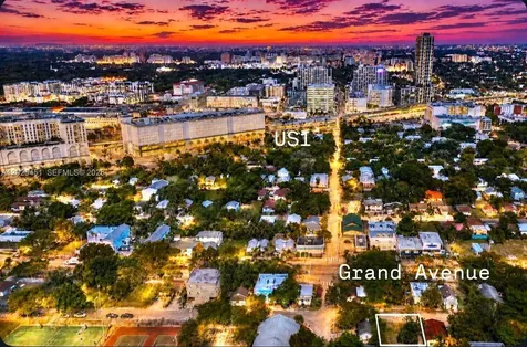 3828 Washington Avenue Miami FL 33133