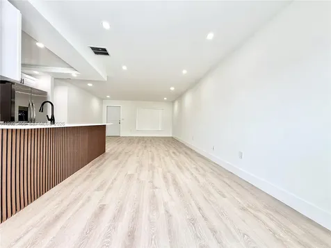 10209 SW 20th Terrace Miami FL 33165