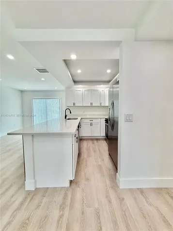 10209 SW 20th Terrace Miami FL 33165