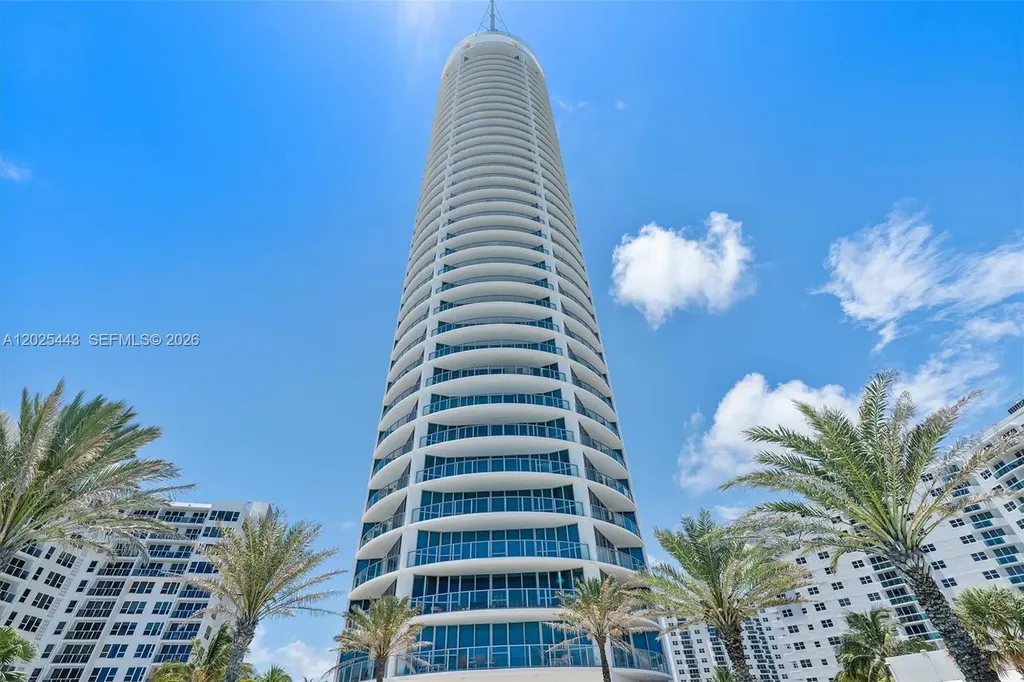 3101 S Ocean Drive Hollywood FL 33019