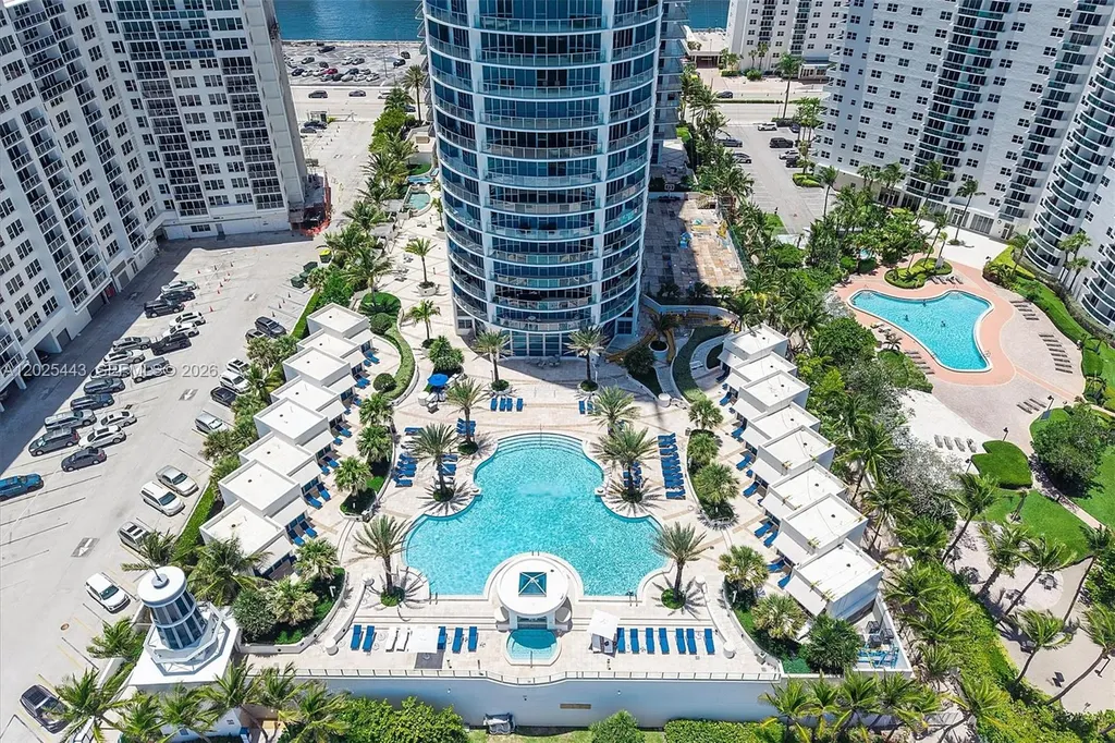 3101 S Ocean Drive Hollywood FL 33019