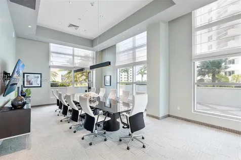 3101 S Ocean Drive Hollywood FL 33019