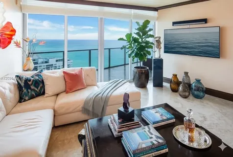 3101 S Ocean Drive Hollywood FL 33019