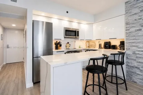 19201 Collins Avenue Sunny Isles Beach FL 33160