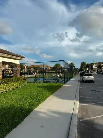 9286 W 33rd Lane Hialeah FL 33018
