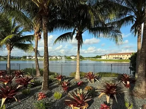 9286 W 33rd Lane Hialeah FL 33018