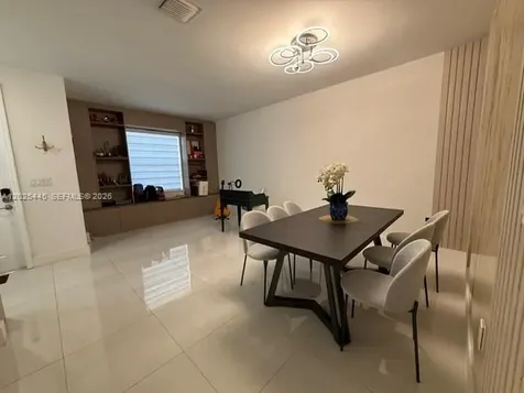 9286 W 33rd Lane Hialeah FL 33018