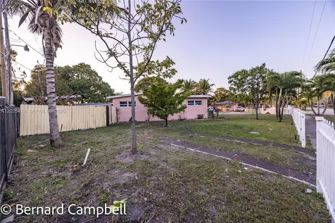 918 NW 13th Court Fort Lauderdale FL 33311