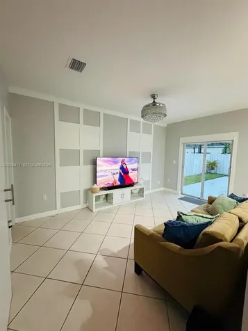 15858 SW 138th Terrace Miami FL 33196