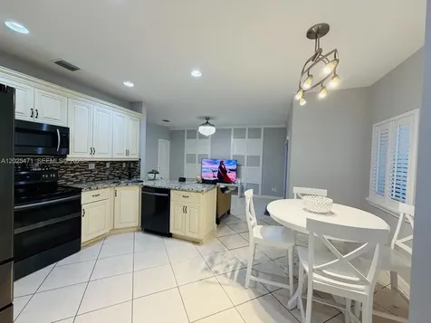 15858 SW 138th Terrace Miami FL 33196