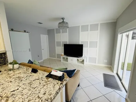 15858 SW 138th Terrace Miami FL 33196
