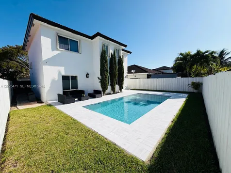 15858 SW 138th Terrace Miami FL 33196