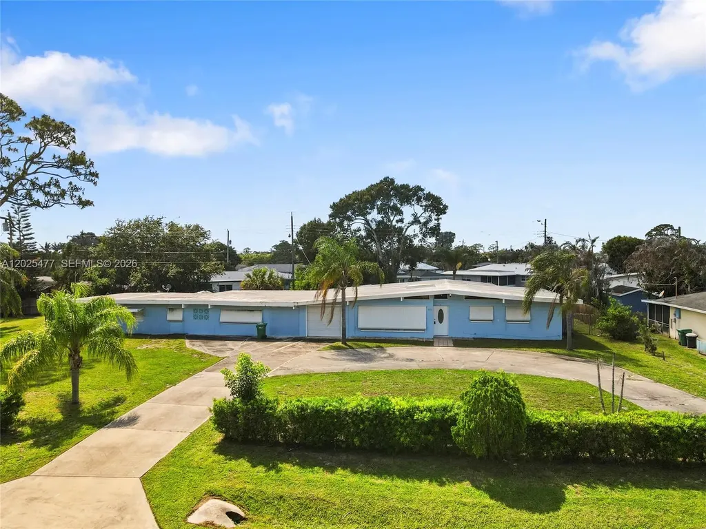 310 E Olive Avenue Port St. Lucie FL 34952