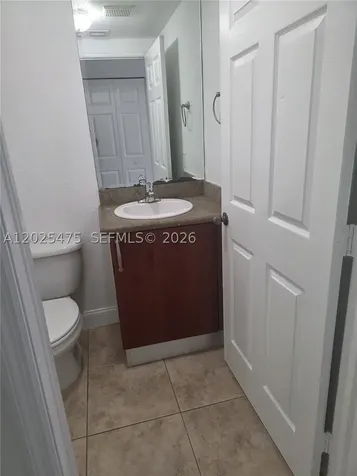 7477 NW 181 Hialeah FL 33015