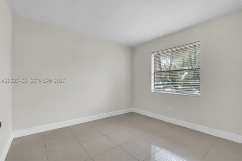 841 NE 207th Lane Miami FL 33179
