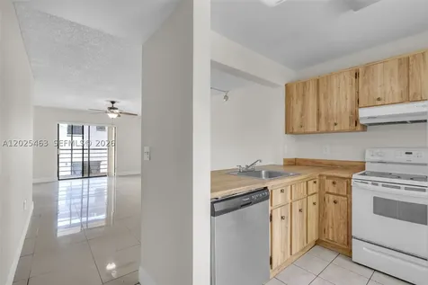841 NE 207th Lane Miami FL 33179