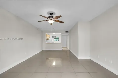 841 NE 207th Lane Miami FL 33179
