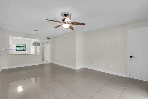 841 NE 207th Lane Miami FL 33179