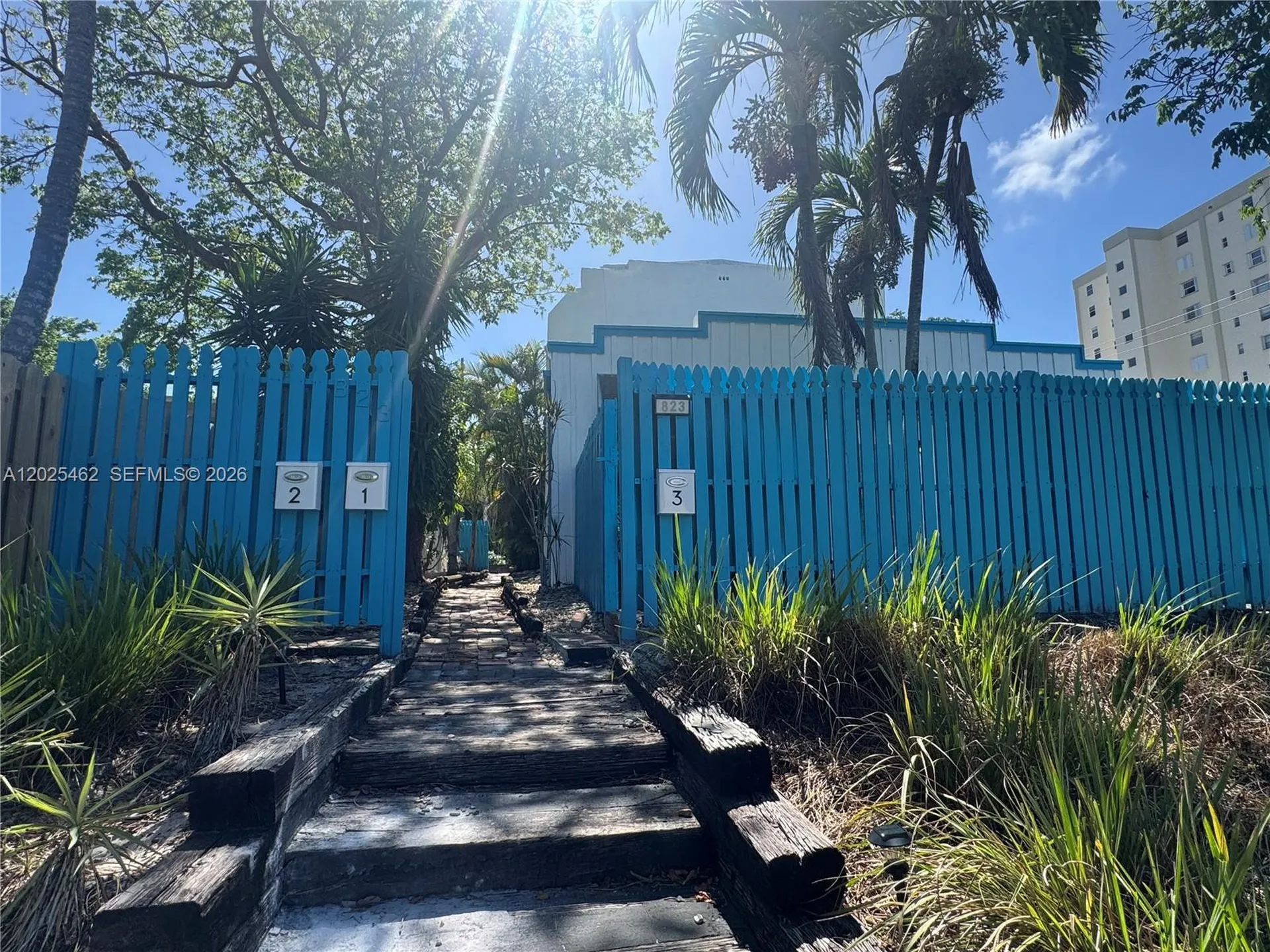 823 NE 19th Avenue Fort Lauderdale FL 33304