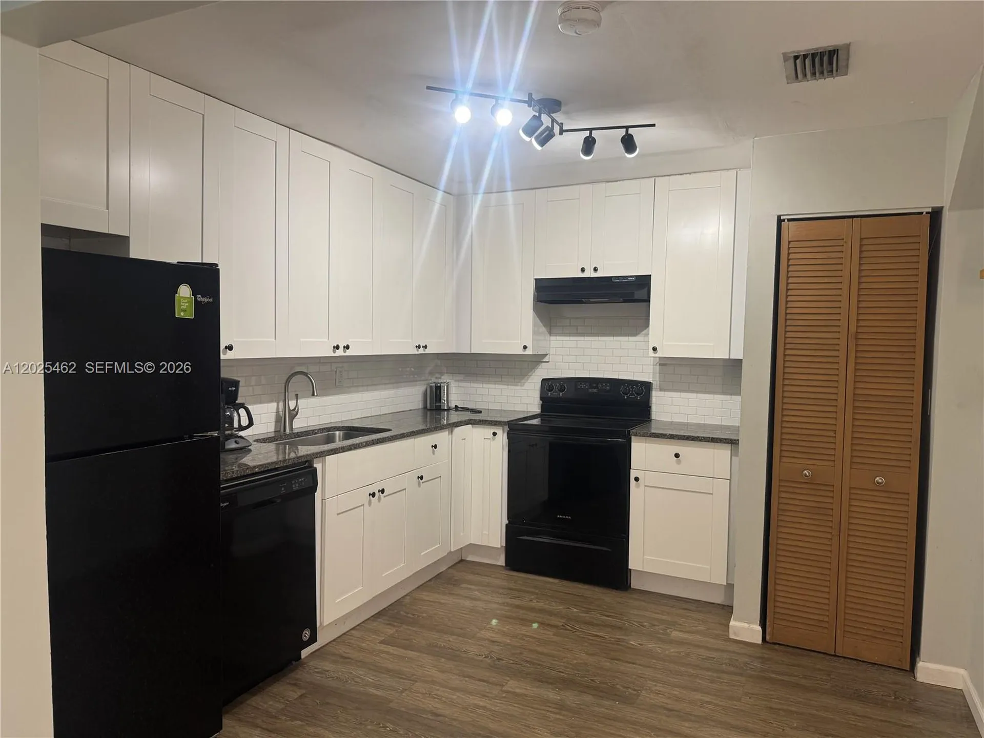 823 NE 19th Avenue Fort Lauderdale FL 33304