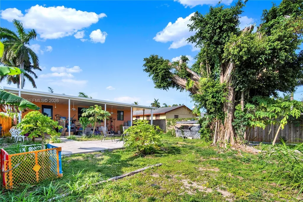 851 SW 1st Street Florida City FL 33034